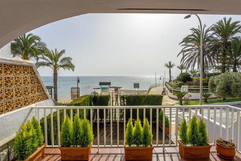 Townhouse for sale in Orihuela Costa, Alicante