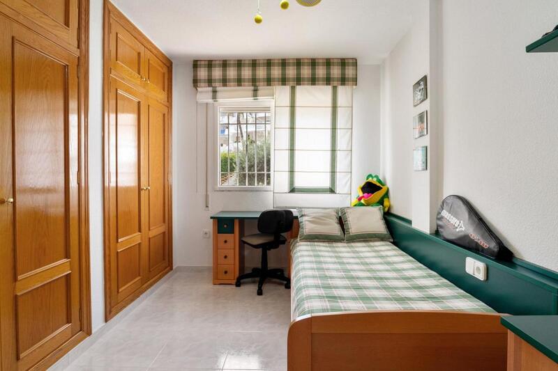 4 Cuarto Adosado en venta