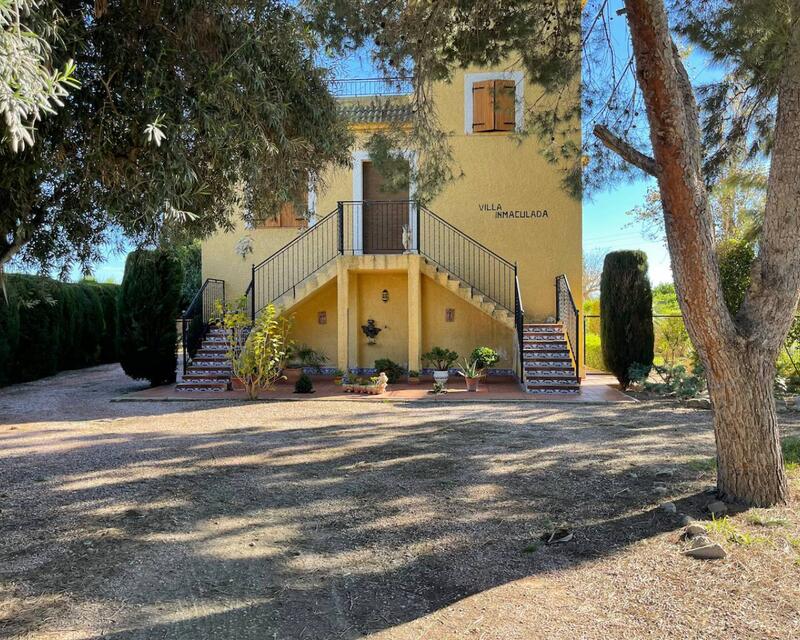 Country House for sale in Daya Vieja, Alicante