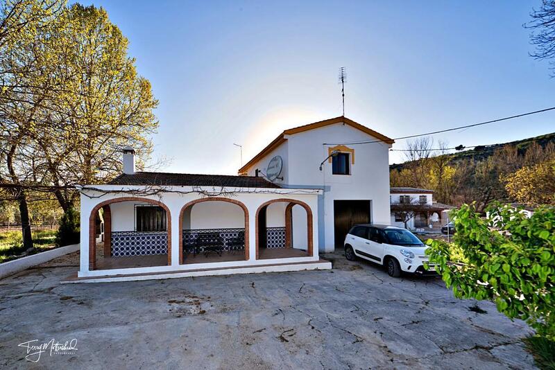 4 Cuarto Villa en venta