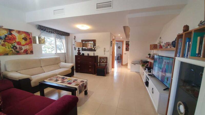 3 Cuarto Villa en venta