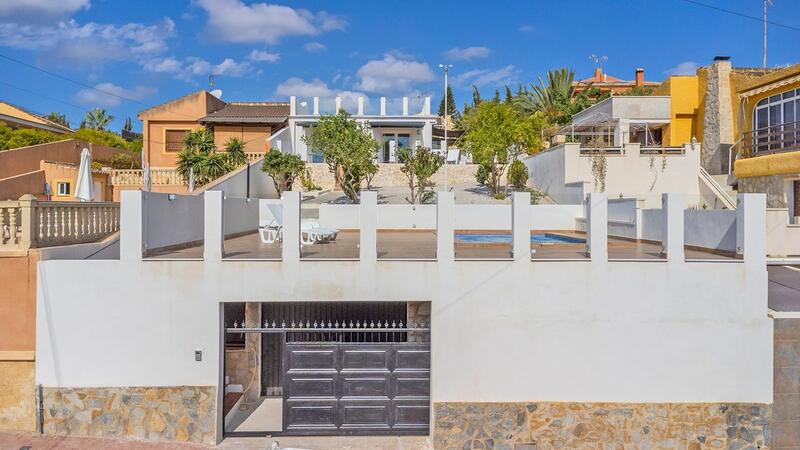 3 Cuarto Villa en venta