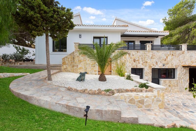 Villa till salu i Los Balcones, Alicante