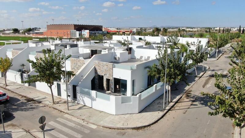 2 Cuarto Villa en venta