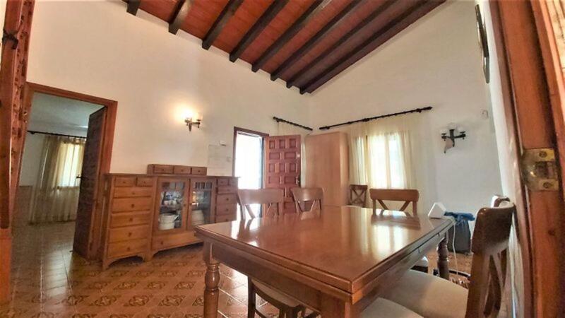 4 Cuarto Villa en venta