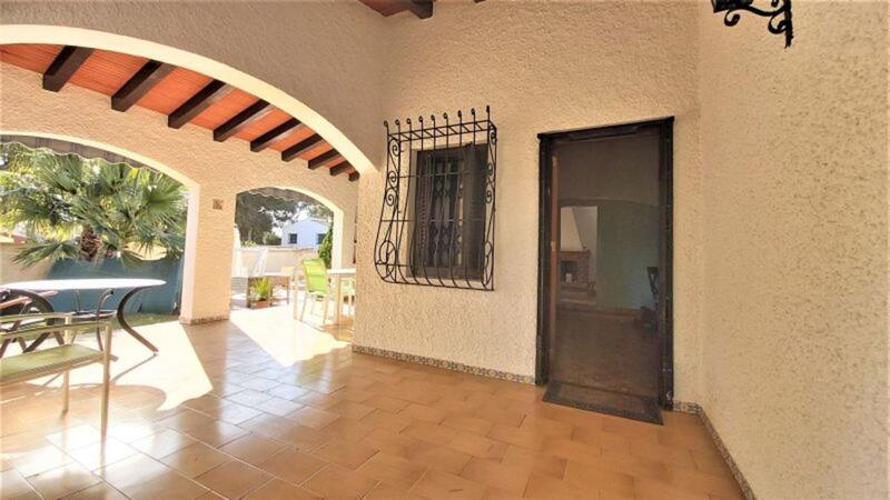 4 Cuarto Villa en venta