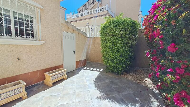 3 Cuarto Villa en venta