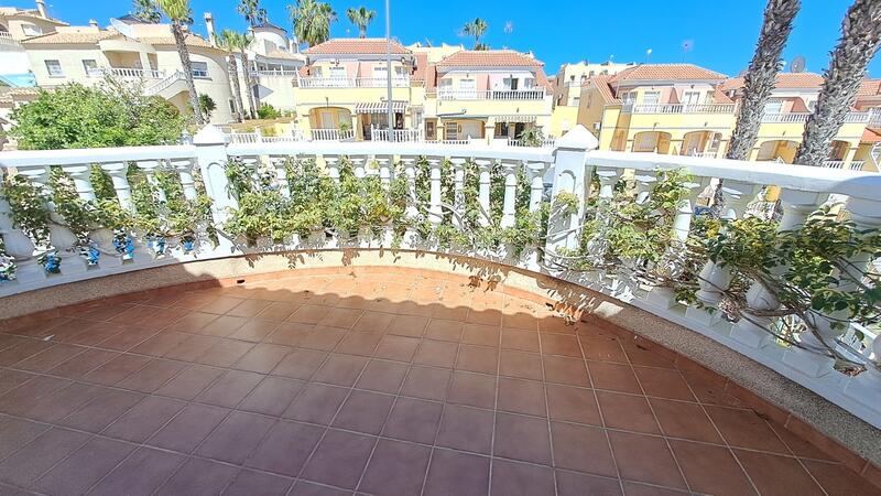 3 Cuarto Villa en venta