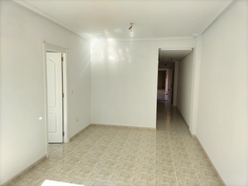 2 slaapkamer Appartement Te koop