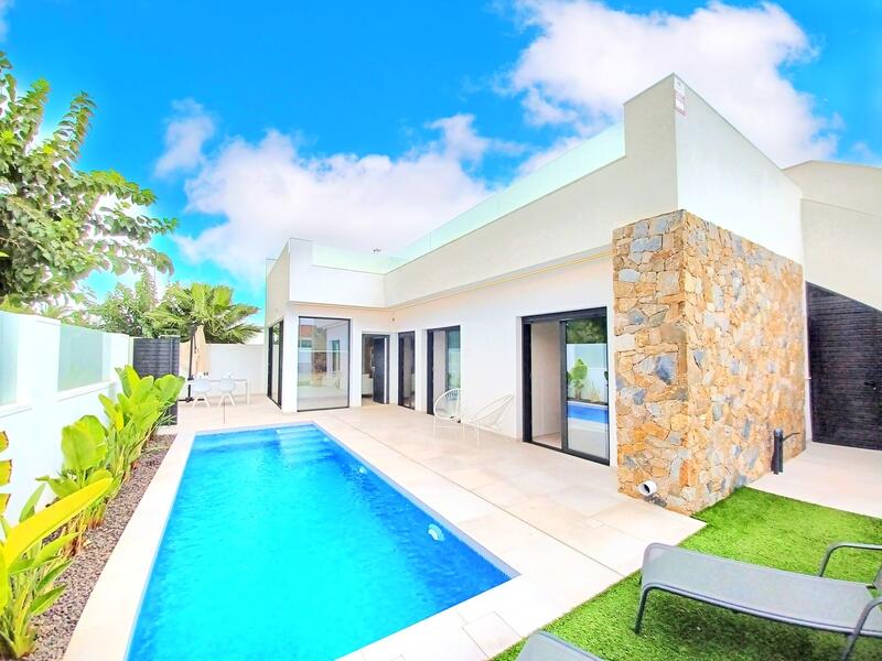 3 bedroom Villa for sale