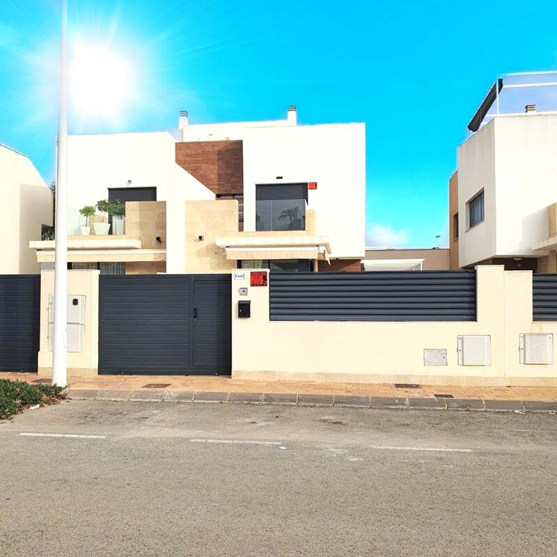 3 bedroom Villa for sale