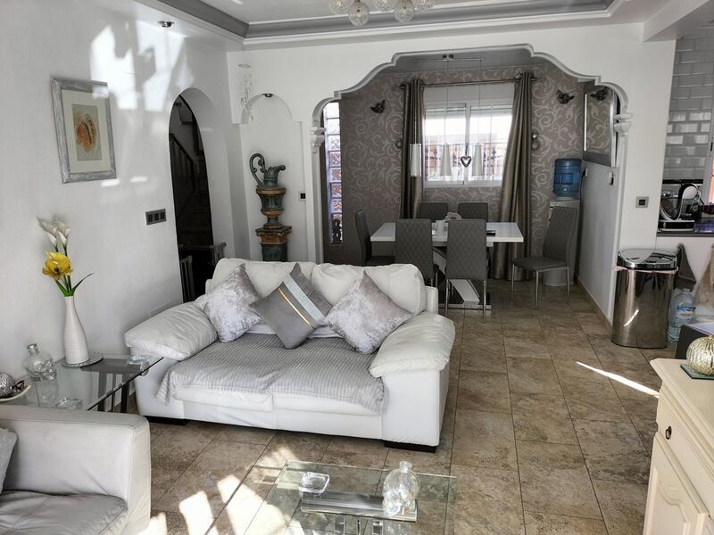 4 bedroom Villa for sale