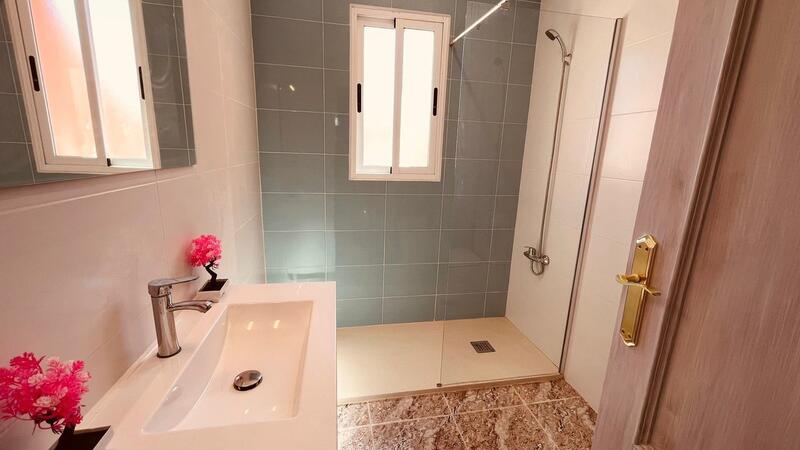 3 bedroom Townhouse for sale
