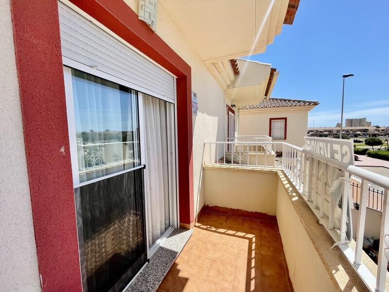 3 bedroom Townhouse for sale