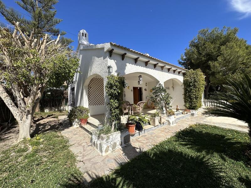 Villa à vendre dans Punta Prima, Alicante