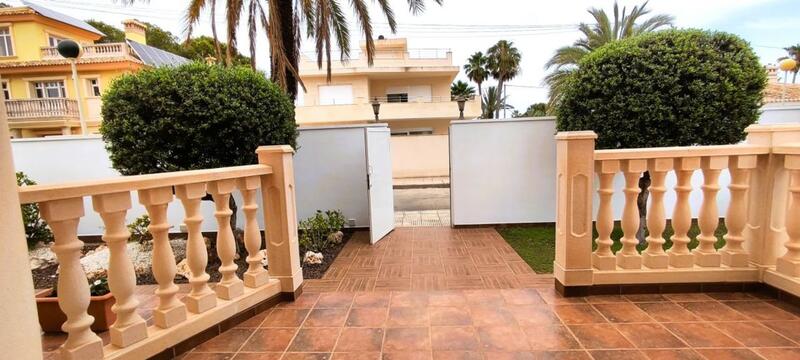 4 Cuarto Villa en venta