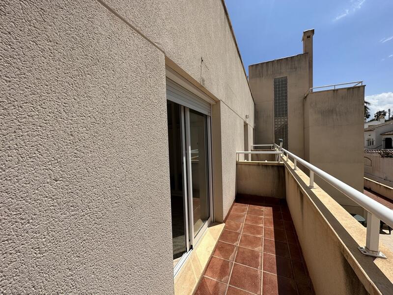 3 bedroom Townhouse for sale