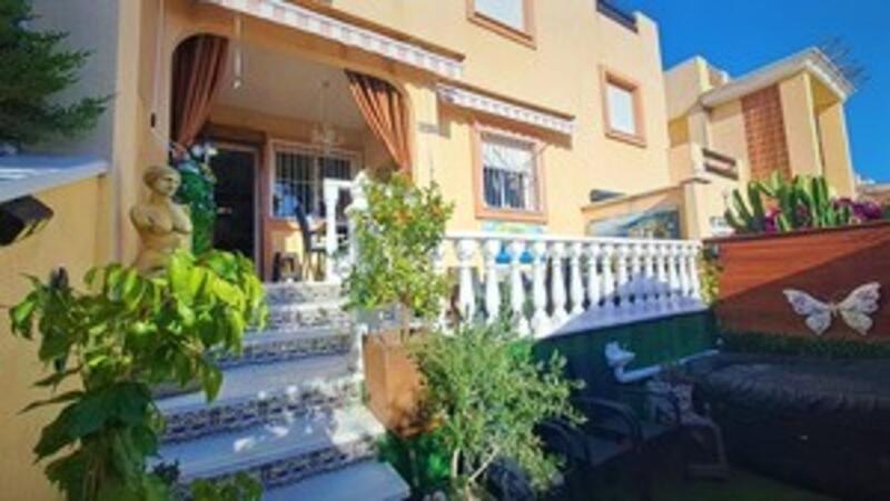 Appartement Te koop in Villamartin, Alicante