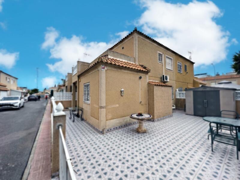 3 Cuarto Villa en venta