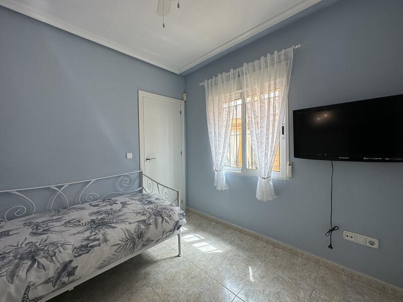 2 Cuarto Villa en venta