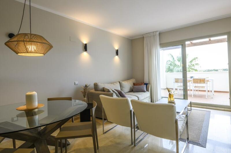 Apartamento en venta en Villamartin, Alicante