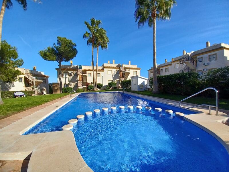 Appartement Te koop in Villamartin, Alicante