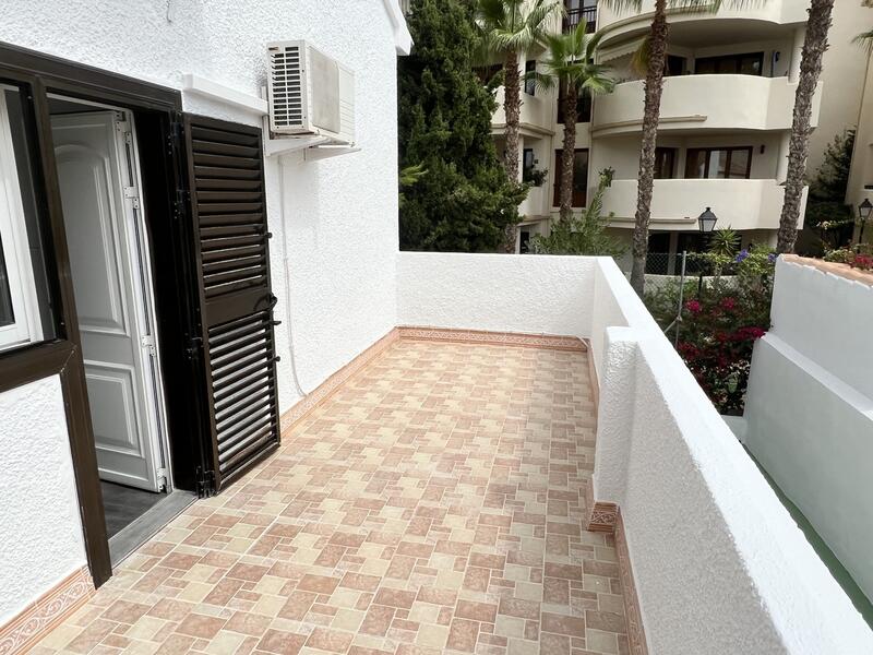 2 Cuarto Villa en venta