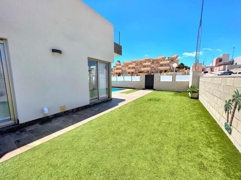4 slaapkamer Villa Te koop