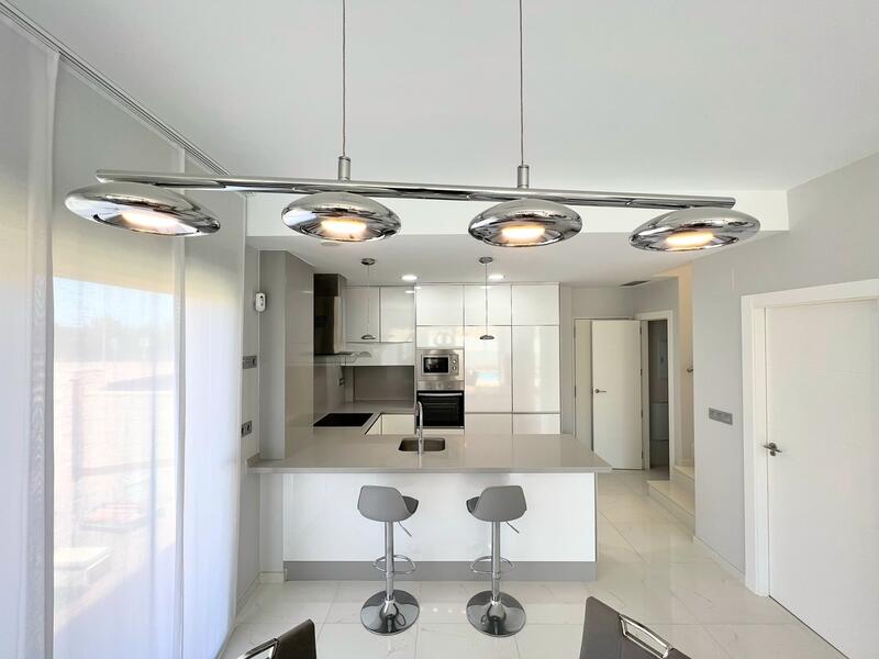 4 slaapkamer Villa Te koop