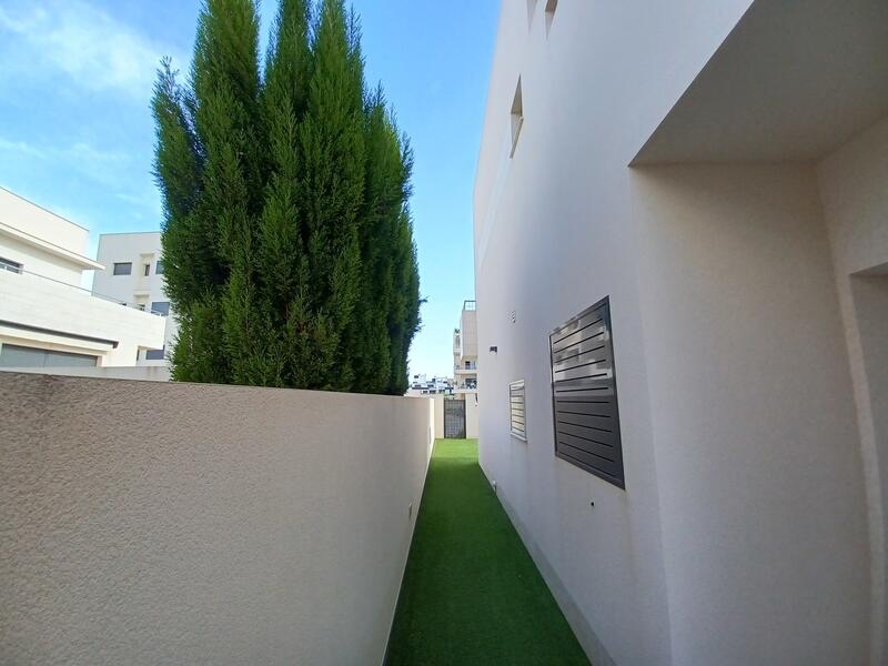 3 Cuarto Villa en venta