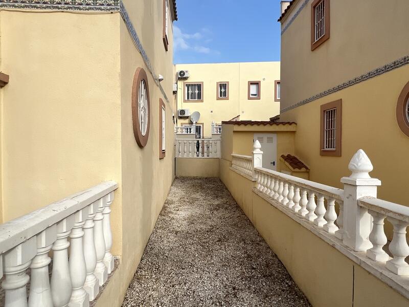 2 Schlafzimmer Stadthaus zu verkaufen