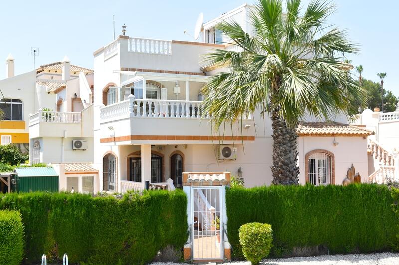 Villa for sale in Los Dolses, Alicante