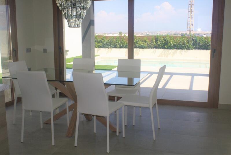 3 Cuarto Villa en venta