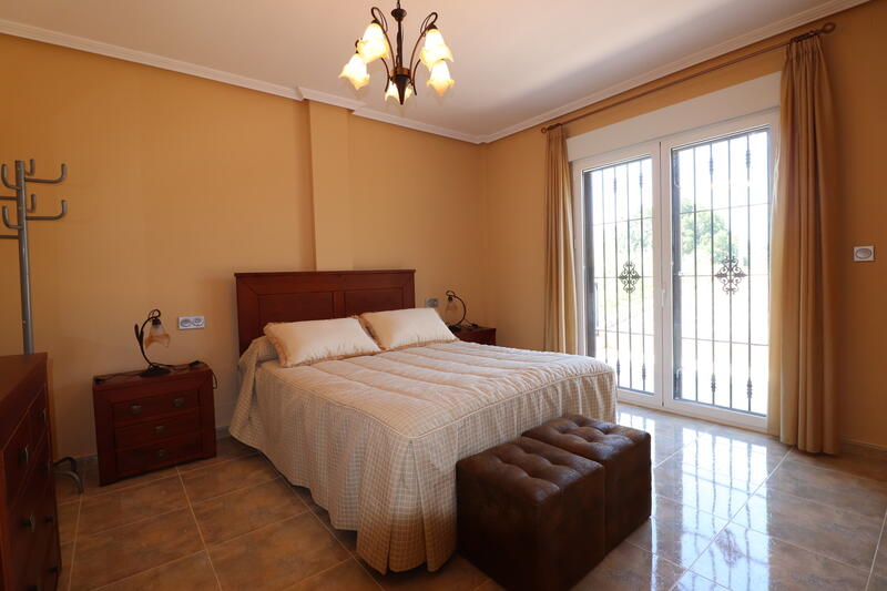 3 Cuarto Villa en venta