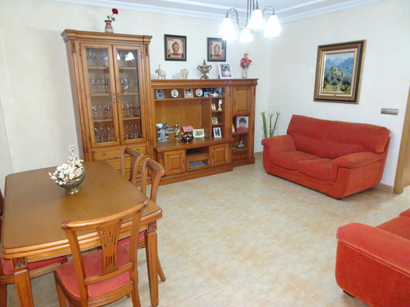 3 bedroom Townhouse for sale