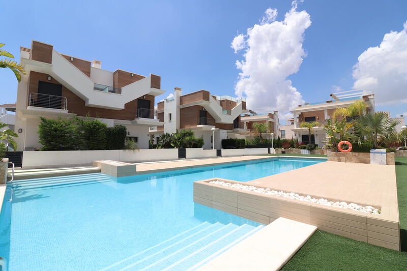 Villa til salgs i Ciudad Quesada, Alicante