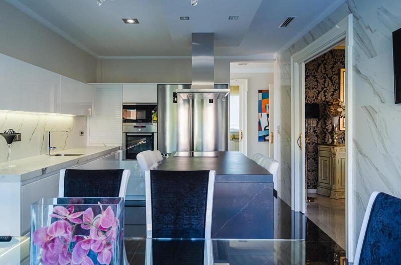 6 Cuarto Villa en venta