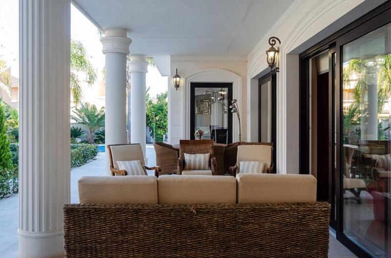 6 Cuarto Villa en venta
