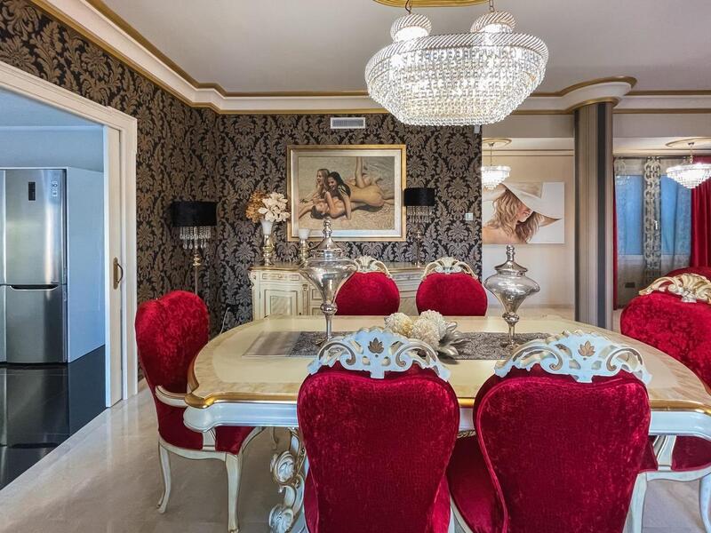 6 Cuarto Villa en venta