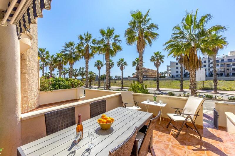 Townhouse for sale in Orihuela Costa, Alicante