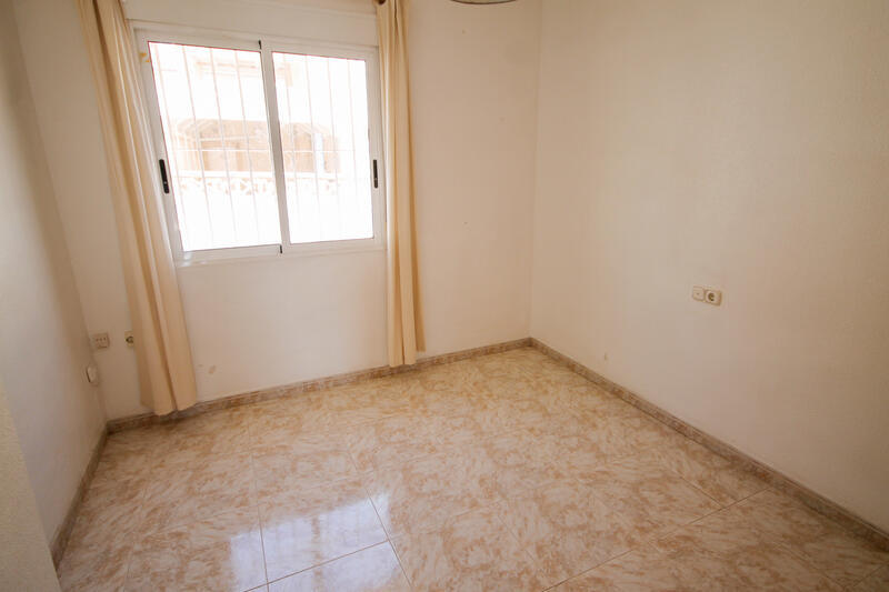 2 Cuarto Adosado en venta