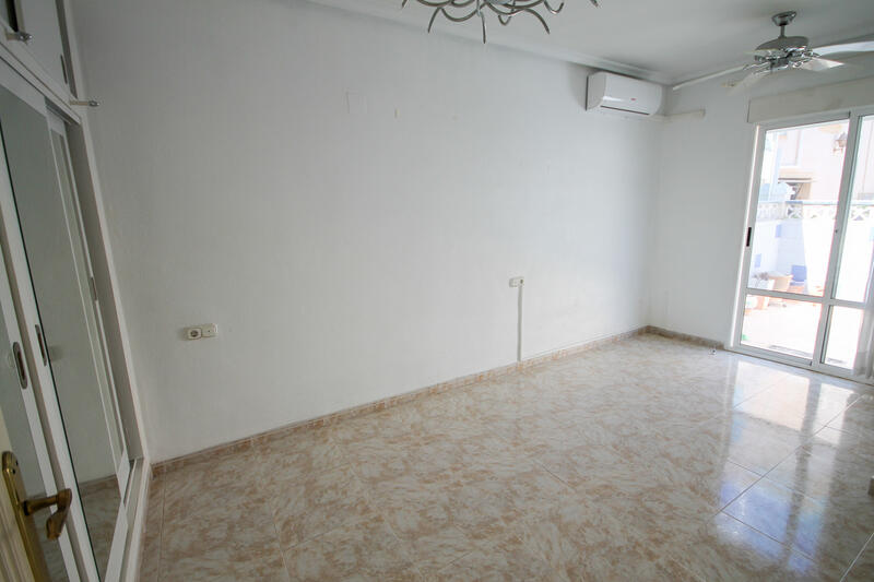 2 Cuarto Adosado en venta