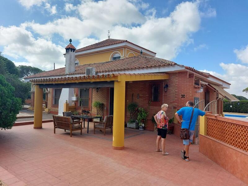 4 Schlafzimmer Landhaus zu verkaufen