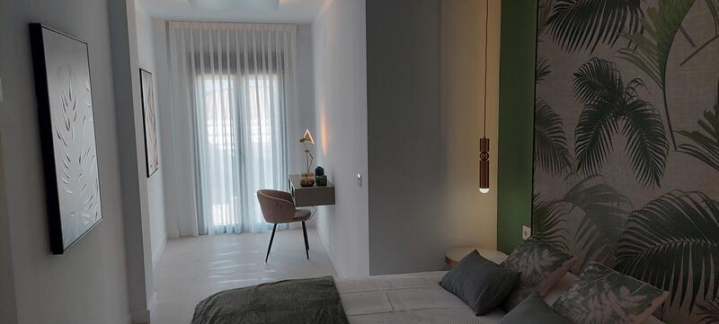 2 bedroom Townhouse for sale