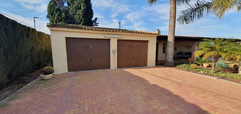 4 Cuarto Villa en venta