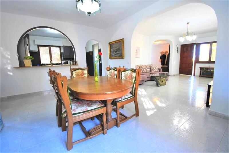 6 Cuarto Villa en venta