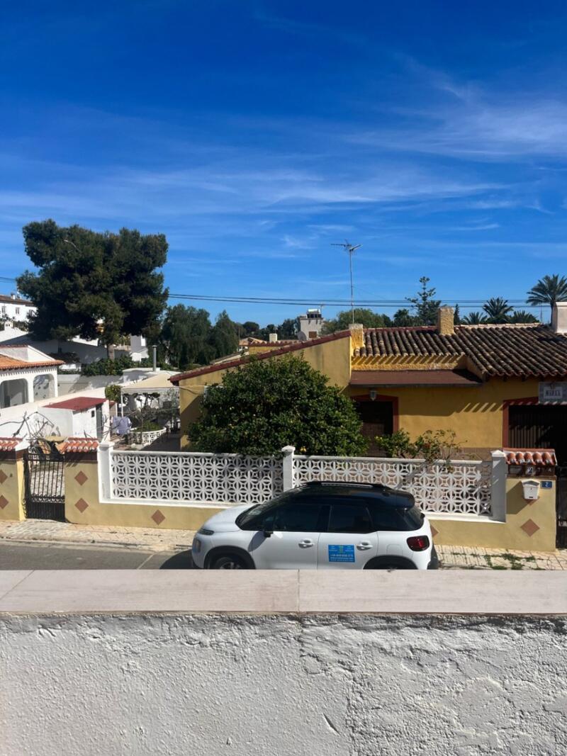 4 Cuarto Villa en venta
