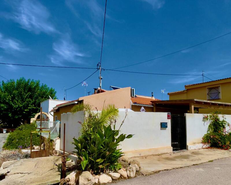 Villa Te koop in Dolores, Alicante