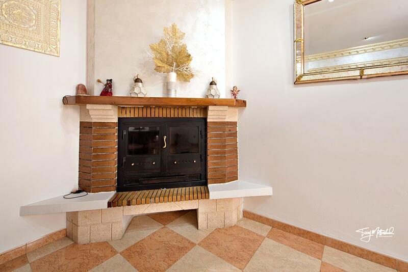 4 bedroom Townhouse for sale