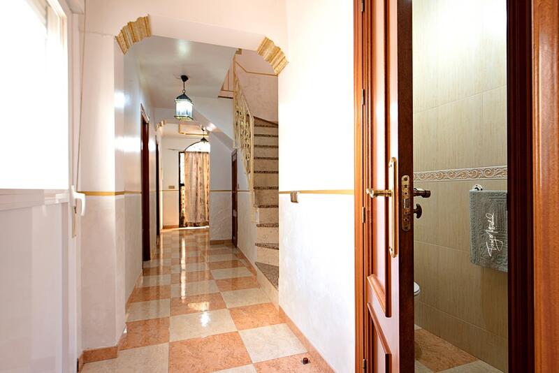 4 bedroom Townhouse for sale